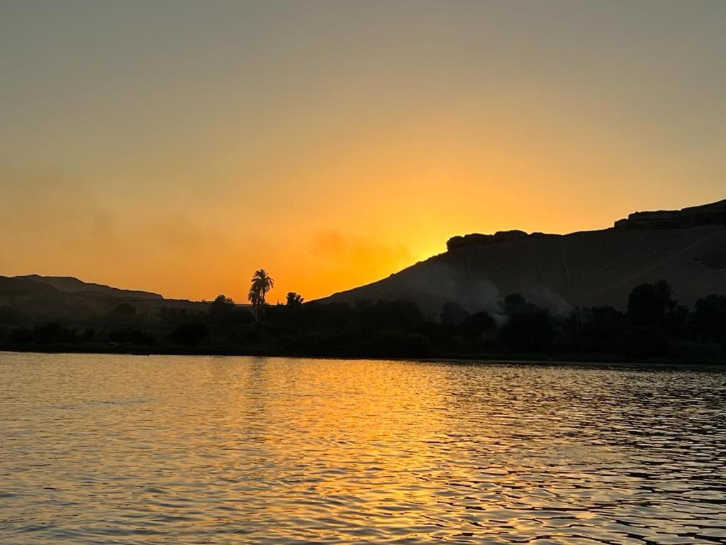 מלון אסואן Nile Felucca Adventure מראה חיצוני תמונה