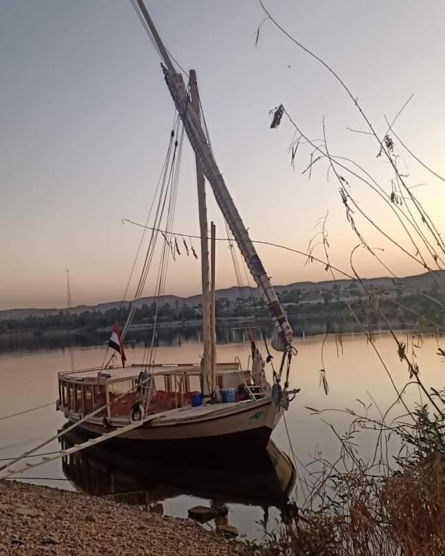 מלון אסואן Nile Felucca Adventure מראה חיצוני תמונה